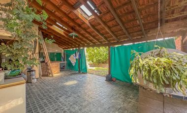 Casa en Venta en Remedios de Escalada Oeste