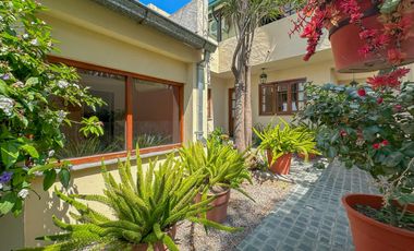 Casa en Venta en Remedios de Escalada Oeste