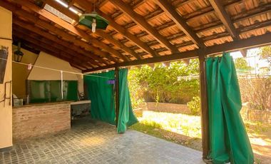 Casa en Venta en Remedios de Escalada Oeste