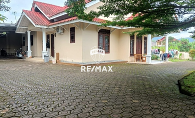 RUMAH MEWAH, Dekat Akses Jalan Utama Cianjur - Bandung, Cugenang Cianjur