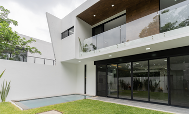 Casa NUEVA con Alberca en privada en Buena Vista, Cuernavaca - VENTA