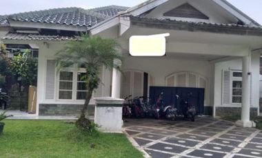 Rumah di Kota Pegunungan Kawasan Elit Bebas Banjir