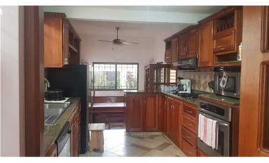 SE ALQUILA CASA RESIDENCIAL EN SAN FRANCISCO VILLA LILLA - VA PORRAS