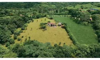 VENDO TERRENO CAMPESTRE CERCA A LA CHORRERA