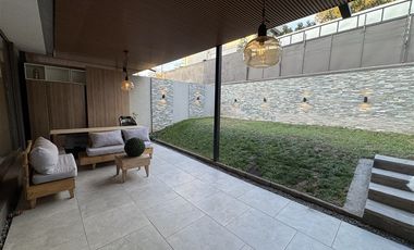 Casa en arriendo de 4 dorm. en La Reina
