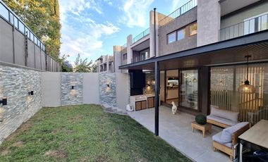 Casa en arriendo de 4 dorm. en La Reina