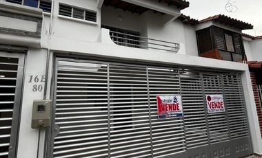 casa en arriendo/venta en av. libertadores. Cod A3452