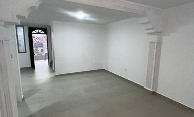casa en arriendo/venta en av. libertadores. Cod A3452