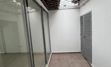 casa en arriendo/venta en av. libertadores. Cod A3452