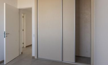 En venta - Departamento de dos dormitorios - Granadero Baigorria