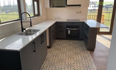Casa en Venta en Condominio Los Ulmos de Molino Viejo