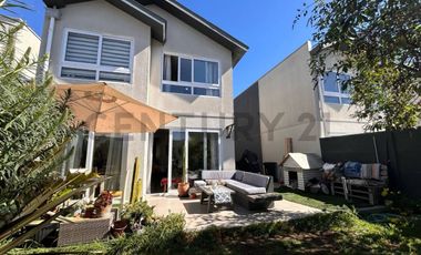 Casa en venta en Terrazas de San Agustín, Peñuelas