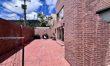casa en venta en santa ana-usaquén. Cod V8408233