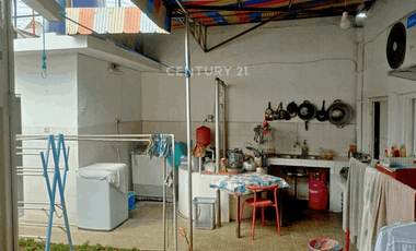 Rumah Di Jl Gajah Mada Untuk Hunian Dan Homestay 1km Ke Malioboro