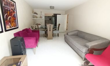 VENTA PERMUTA CASA  PROVENZA 2 PISOS MAS TERRAZA BUCARAMANGA COD:445