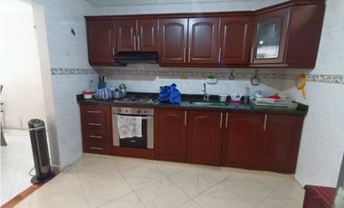 VENTA PERMUTA CASA  PROVENZA 2 PISOS MAS TERRAZA BUCARAMANGA COD:445