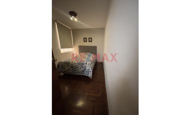 Se Alquila Departamento Amoblado  En El Golf