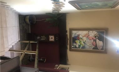 SE VENDE CASA EN LOS ANGELES 6 REC 362 mts2