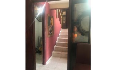 SE VENDE CASA EN LOS ANGELES 6 REC 362 mts2