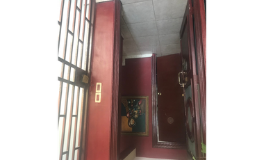 SE VENDE CASA EN LOS ANGELES 6 REC 362 mts2