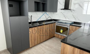 Casa en venta al poniente de Ags