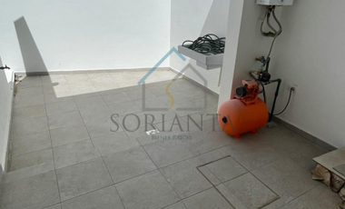 Casa en venta al poniente de Ags