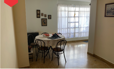 Casa en venta - Retasada! (Calle 15 e/14 y 16)