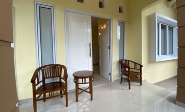 Disewakan rumah mewah fully furnished di Caman, Jatibening cocok untuk rumah dinas