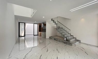casa condominio en venta en villa camila. Cod V5340