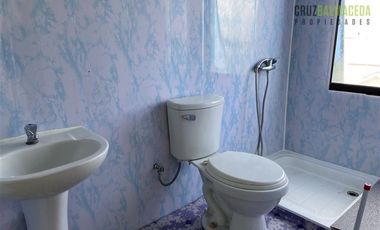 Casa en Venta en Amplia Casa (4 niveles) con loc. comerciales en centro de Calbuco