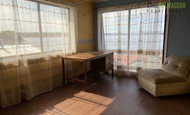 Casa en Venta en Amplia Casa (4 niveles) con loc. comerciales en centro de Calbuco