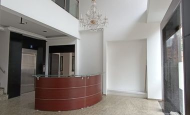 edificio en arriendo en chico norte iii. Cod A51772