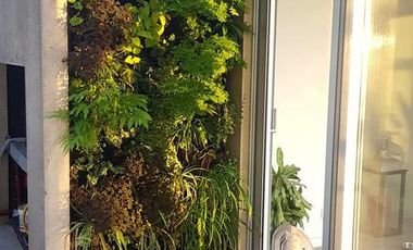 Único Departamento en triplex con terraza propia parquizada, 2 cocheras. Categoría. - Martinez