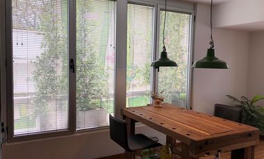 Único Departamento en triplex con terraza propia parquizada, 2 cocheras. Categoría. - Martinez