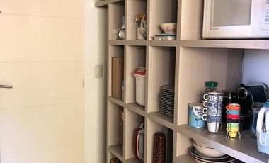 Único Departamento en triplex con terraza propia parquizada, 2 cocheras. Categoría. - Martinez