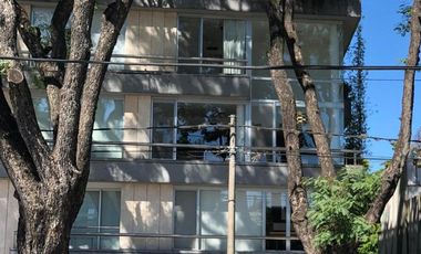 Único Departamento en triplex con terraza propia parquizada, 2 cocheras. Categoría. - Martinez