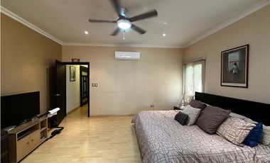 Venta de casa en  Costa Sur, Sunset Coast