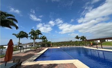 TERRENO EN URBANIZACIÓN MARINA BLUE, SUR DE MANTA