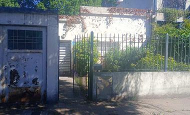 Casa en venta en Quilmes Este