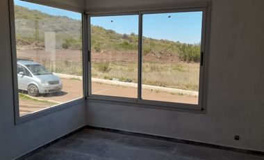 VENTA DE CASA EN Juana Koslay