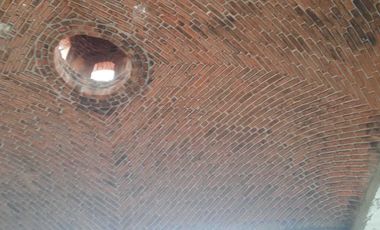 CASA EN CHARO ZURUMBENEO CERCA DE MORELIA CINCO RECAMARAS