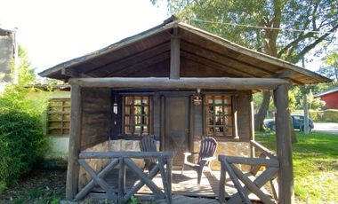 LATORRE PROP. VENDE CABAÑA 3 AMB CON PARQUE EN EL CORAZON DE LAS DALIAS