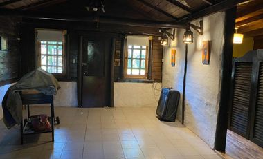 LATORRE PROP. VENDE CABAÑA 3 AMB CON PARQUE EN EL CORAZON DE LAS DALIAS