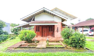 Rumah Tanah Luas 5 Kamar Tidur 5 Mnt ke Living Plaza Pamulang J-42963