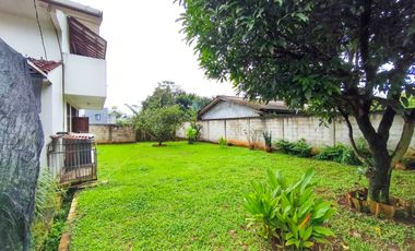 Rumah Tanah Luas 5 Kamar Tidur 5 Mnt ke Living Plaza Pamulang J-42963