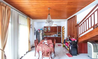 Rumah Tanah Luas 5 Kamar Tidur 5 Mnt ke Living Plaza Pamulang J-42963