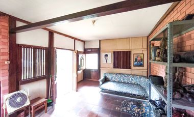 Rumah Tanah Luas 5 Kamar Tidur 5 Mnt ke Living Plaza Pamulang J-42963