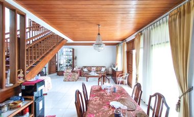 Rumah Tanah Luas 5 Kamar Tidur 5 Mnt ke Living Plaza Pamulang J-42963