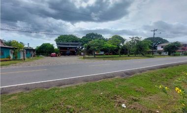 VENDO LOCALES COMERCIALES EN SAN FELIX