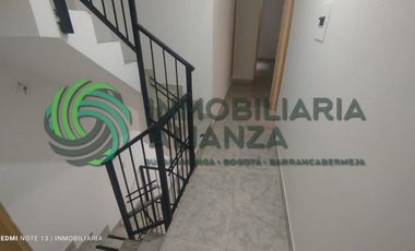 casa en arriendo en lagos del cacique. Cod A17279